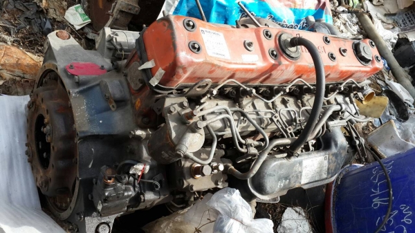 ขายเครื่องอีซูซุ6SA1เสื้อส้ม210แรงม้าสภาพดีมากๆพร้อมใช้อุปกรทุกอย่างครบหมดยกขึ้นใด้เลยราคา95000