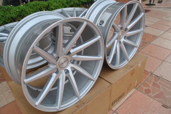 ขายล้อใหม่ VOSSEN CV3 ขอบ19 หน้า8.5 หลัง9.5 วงละ 9000