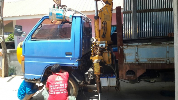 ขายรถเครนNKR110แรง เครน2.5ตัน สภาพพร้อมใช้งาน ขายรถเครนNKR110แรง เครน2.5ตัน สภาพพร้อมใช้งาน