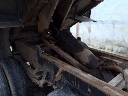 ขายรถ6ล้อดั้มพ์ ISUZU NPR59LU5M เครื่อง 125แรงม้า ปี36 เกียร์สั้นแท้ สนใจโทร 081-970-1072