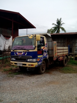 ขายหกล้อดั๊มยางเก้าฮีโน่ติดต่อเจ้าของโดยตรง0933091914