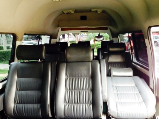 รถตู้ URVAN ZDI