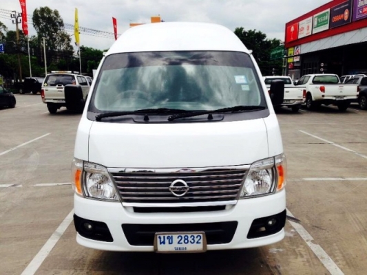 รถตู้ URVAN ZDI