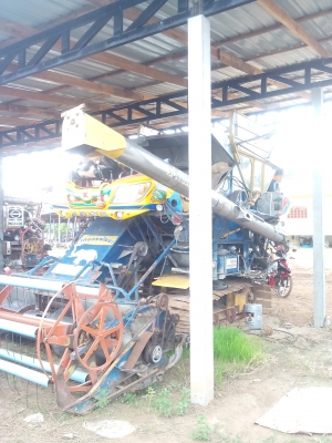 ขายรถเกี่ยวข้าว เกษตรพัฒนา รุ่นจ้าวช้าง ปี50