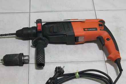 สว่านระบบโรตารี่ pumpkinทำงาน 3 ระบบ2-26 dfr สภาพพร้อมใช้งานครับ