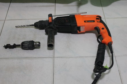 สว่านระบบโรตารี่ pumpkinทำงาน 3 ระบบ2-26 dfr สภาพพร้อมใช้งานครับ