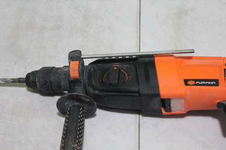 สว่านระบบโรตารี่ pumpkinทำงาน 3 ระบบ2-26 dfr สภาพพร้อมใช้งานครับ