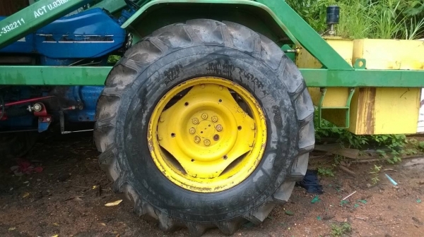 ขายแล้วครับ รถไถ FORD 6600 T5 ติดคีบอวยชัย สภาพสวยพร้อมใช้ทุกอย่าง เอกสารเล่มทะเบียนพร้อมครับ