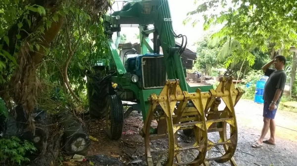 ขายแล้วครับ รถไถ FORD 6600 T5 ติดคีบอวยชัย สภาพสวยพร้อมใช้ทุกอย่าง เอกสารเล่มทะเบียนพร้อมครับ