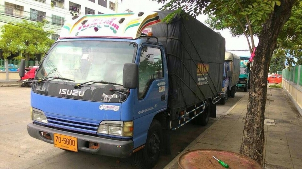 ขาย6ล้ออีซูซุ NPR130 ปี48 แชชซีสวย เครื่องเดิม ภายในสวย แอร์เย็น สภาพพร้อมวิ่งงาน เอกสารเล่มทะเบียนพร้อมโอน