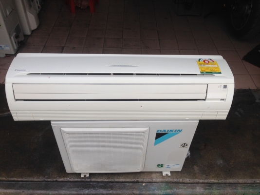 **** ขายแอร์ DAIKIN 13000 BTU สภาพสวย ****