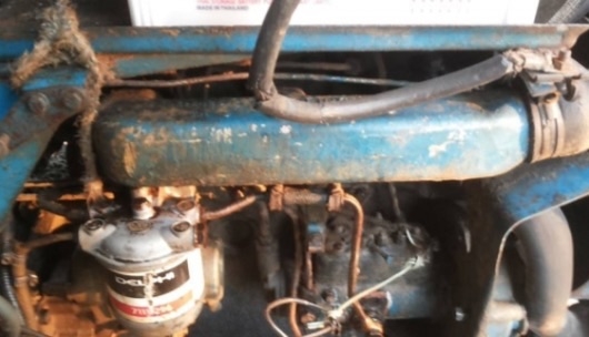 FORD 3000 T3 เพลาเดียว รถสภาพดีพร้อมใช้งานได้เลยครับ ไม่มีอุปกรณ์นะครับขายตามสภาพ เครื่องยนต์ 3 สูบแรงดีเดิมๆไม่มีเยิ้ม ระบบเกียร์ใช้งานได้ปกติดีไม่มีปัญหา ช่วงล่างยางสภาพดี 65\% พร้ิมใช้งาน เอกสารสัญญาซื้อขาย ราคาต่อรองได้ครับ