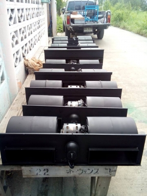 ขายพัดลมใช้ในร้านอาหารสถานบังเทิง พร้อมใช้ 750 บาท ลมเย็นสบาย