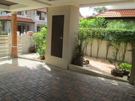 ขายบ้านศุภวรรณ 5 หลังมุม ติดเดอะมอลล์บางแค ใกล้รถไฟฟ้าสถานีบางแค