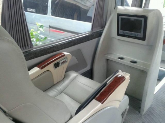 GOLDEN DRAGON MINI BUS VIP 11 ที่นั่ง มือแรก 5000 KM.