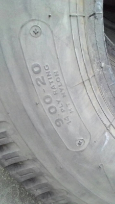 9.00-20 BRIDGESTONE ยางรถบรรทุก tel.081-427-3941 9.00-20 BRIDGESTONE ยางรถบรรทุก tel.081-427-3941