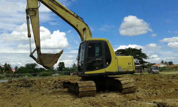 ขายPC120รุ่น6ไฟ้ฟ้าครบอินวอยสีเดิมทั้งคน