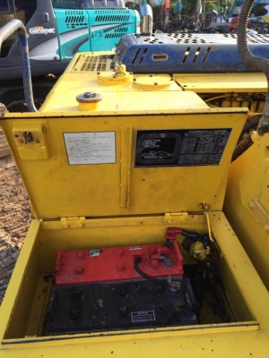 KOBELCO SK200-3 รถซื้อเก่านอกมาปี57 รถใช้งานมาปีเดียว ใช้งานดี รถสวยมาก เอกสารInvoice KOBELCO SK200-3 รถซื้อเก่านอกมาปี57 รถใช้งานมาปีเดียว ใช้งานดี รถสวยมาก เอกสารInvoice