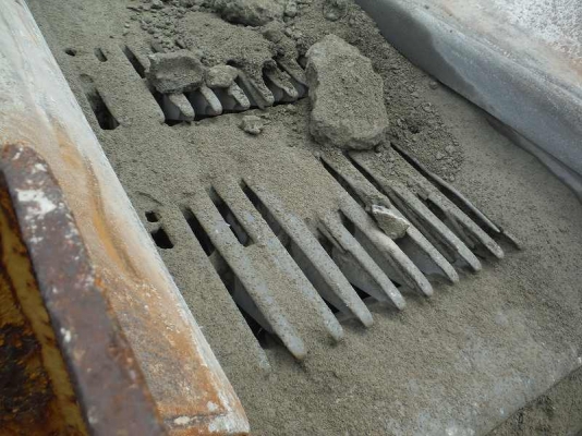 Mobile jaw crusher :KOMATSU BR380JG-1  ปี2004 งานเหมืองไหนสนใจติดต่อมาได้เลยครับ