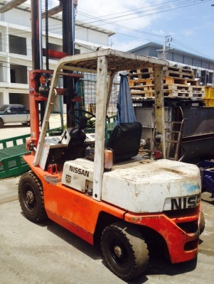 รถFork Lift (NISSAN)เสาสูง3เมตร ขนาด2ตัน สภาพพร้อมใช้งาน