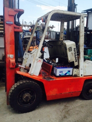 รถFork Lift (NISSAN)เสาสูง3เมตร ขนาด2ตัน สภาพพร้อมใช้งาน