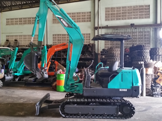 ขาย รถขุด KOBELCO รุ่น SK032 มือสองญี่ปุ่น ติดต่อ 081-8753444 คับ ขาย รถขุด KOBELCO รุ่น SK032 มือสองญี่ปุ่น ติดต่อ 081-8753444 คับ