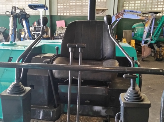 ขาย รถขุด KOBELCO รุ่น SK032 มือสองญี่ปุ่น ติดต่อ 081-8753444 คับ ขาย รถขุด KOBELCO รุ่น SK032 มือสองญี่ปุ่น ติดต่อ 081-8753444 คับ