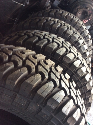 ขายยาง 31 /10.5 R15   ปี 14