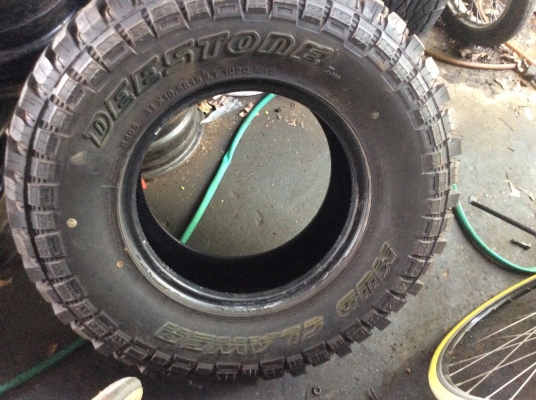 ขายยาง 31 /10.5 R15   ปี 14