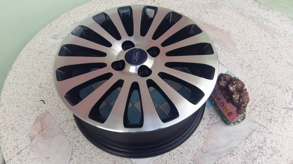ขายล้อแม็ก ford fiesta 15"×6" et45 4 รู 100 ทำสีมาใหม่ สีดำหน้าเงา ไม่มีซ่อม ไม่คด ไม่ด้งครับ ขายชุดละ 5,300บาทครัย mazda2, vios,yaris, swift ก็ใส่ได้ครับ สนใจติดต่อเล็กคลองสามครับ 081-3747940 ขายล้อแม็ก ford fiesta 15"×6" et45 4 รู 100 ทำสีมาใหม่ สีดำหน้าเงา ไม่มีซ่อม ไม่คด ไม่ด้งครับ ขายชุดละ 5,300บาทครัย mazda2, vios,yaris, swift ก็ใส่ได้ครับ สนใจติดต่อเล็กคลองสามครับ 081-3747940