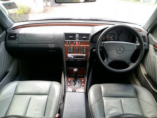 ขาย BENZ C220 ELEGANCE