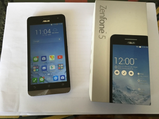 smartphone asus ZenFone 5 อุปกรณ์ครบ