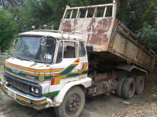 ขาย380000  10ล้อ2เพลาดั้ม เครื่องEH700  คัตชีรถบัส(รถเบ็นซ์)ลงเล่มเรียบร้อย