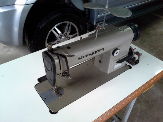 จักรเย็บผ้าอุตสาหกรรมยี่ห้อshanggongรุ่นGC15-1