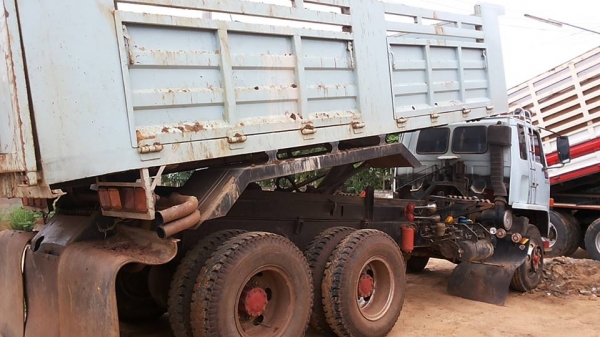 **979,000 บ.ต่อรอง/// 10ล้อ ISUZU ROCKY 240 **ขาย ISUZU ROCKY 240 แรง 10ล้อ2เพลาดั้มเหล็ก สภาพสวย ISUZU ROCKY FXZ23NFYF K 6SD1-240HP (จดใหม่ปี46) หัวขาวทำฟ้า เครื่องเดิม เกียร์เดิม เครื่องดี แน่น แรง ไม่เยิ้ม เกียร์ดีไม่มีหลุดครับ ช่วงล่างเดิม คัสซีใหญ่ ส **979,000 บ.ต่อรอง/// 10ล้อ ISUZU ROCKY 240 **ขาย ISUZU ROCKY 240 แรง 10ล้อ2เพลาดั้มเหล็ก สภาพสวย ISUZU ROCKY FXZ23NFYF K 6SD1-240HP (จดใหม่ปี46) หัวขาวทำฟ้า เครื่องเดิม เกียร์เดิม เครื่องดี แน่น แรง ไม่เยิ้ม เกียร์ดีไม่มีหลุดครับ ช่วงล่างเดิม คัสซีใหญ่ ส