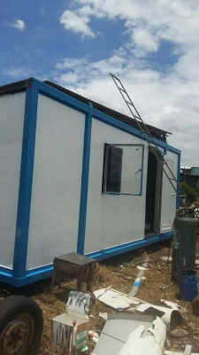 ตู้ออฟฟิต 3*6 m. ติดตั้งไฟเรียบร้อย ทำสีใหม่สวยแจ่ม ขายถูกครับ