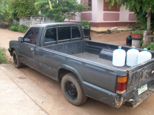 ขายกระฟอร์ด พร้อมใช้งาน แอร์เย็น ยางใหม่ 4 เส้น รถบางทั้งคัน ขายกระฟอร์ด พร้อมใช้งาน แอร์เย็น ยางใหม่ 4 เส้น รถบางทั้งคัน