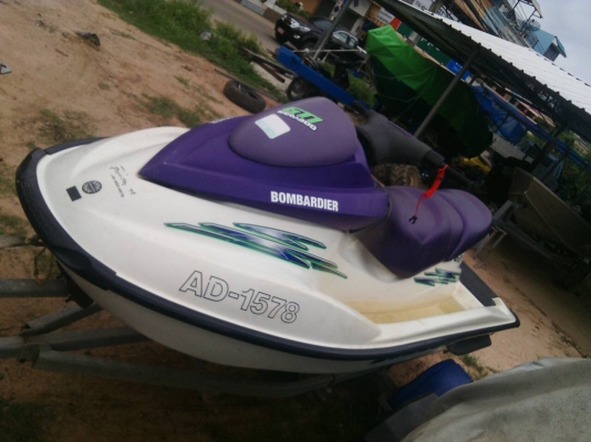 ขาย Jetski Seadoo GTI 720 ตัวสุดท้าย โฉมใหม่แล้ว มีเกียร์ถอยหลัง เครื่องดีพร้อมใช้ได้เลยครับ ขายถูกมากๆ 62,000 บาท