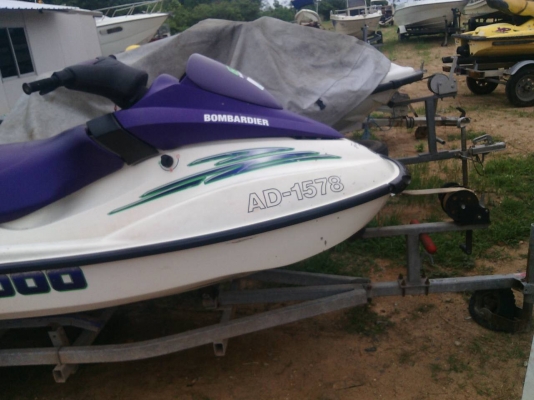 ขาย Jetski Seadoo GTI 720 ตัวสุดท้าย โฉมใหม่แล้ว มีเกียร์ถอยหลัง เครื่องดีพร้อมใช้ได้เลยครับ ขายถูกมากๆ 62,000 บาท