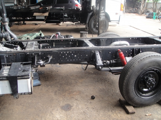 ISUZU NLR ปี 54 (รถห้าง) เครื่องยนต์ 130 แรง หัวลากคัคซี