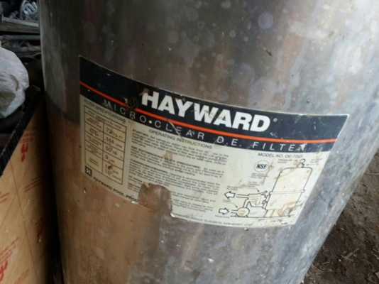 ถังกรองสระว่ายน้ำ