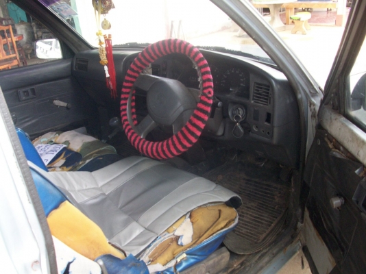 ขายไมตี้ ตามสภาพ เครื่องคัชซีพอใช้ แอร์เย็น พวงมาลัยเพาเวอร์ ทะเบียนไม่ขาด