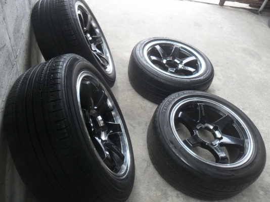 ล้อแม็ก 17นิ้ว 6รู TE37 พร้อมยาง สวยๆ 4 ล้อ ราคา 10900 บาท