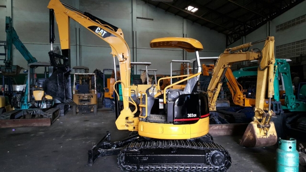 ขาย รถขุด CATERPILLAR รุ่น 303CR มือสองญี่ปุ่น แทร็กเหล็กสวย สลักแน่น ทุกส่วน คอนโทรลนำ้มัน มือถือ/LINE ID : 0818753444 ขาย รถขุด CATERPILLAR รุ่น 303CR มือสองญี่ปุ่น แทร็กเหล็กสวย สลักแน่น ทุกส่วน คอนโทรลนำ้มัน มือถือ/LINE ID : 0818753444