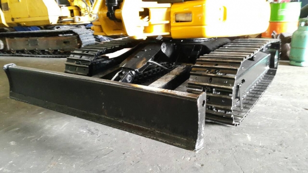 ขาย รถขุด CATERPILLAR รุ่น 303CR มือสองญี่ปุ่น แทร็กเหล็กสวย สลักแน่น ทุกส่วน คอนโทรลนำ้มัน มือถือ/LINE ID : 0818753444 ขาย รถขุด CATERPILLAR รุ่น 303CR มือสองญี่ปุ่น แทร็กเหล็กสวย สลักแน่น ทุกส่วน คอนโทรลนำ้มัน มือถือ/LINE ID : 0818753444