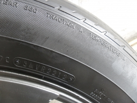 ล้อแม็ก 18นิ้ว 6รู พร้อมยาง สวยๆ 4 ล้อ ราคา 11700 บาท