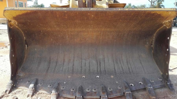 รถตักล้อยาง/ Catterpillar 966H ชม.น้อย สภาพสวยเต็ม ไม่เอกสาร