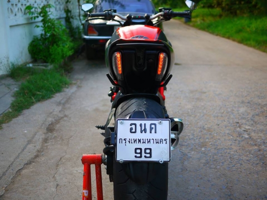 ขาย Ducati Diavel ตัว Red carbon รถศูนย์พร้อมทะเบียนแท้ สภาพกริ๊ปๆ เครื่องดีสุดๆ ไม่ล้ม ไม่ชน ไม่แปะ ขาย Ducati Diavel ตัว Red carbon รถศูนย์พร้อมทะเบียนแท้ สภาพกริ๊ปๆ เครื่องดีสุดๆ ไม่ล้ม ไม่ชน ไม่แปะ