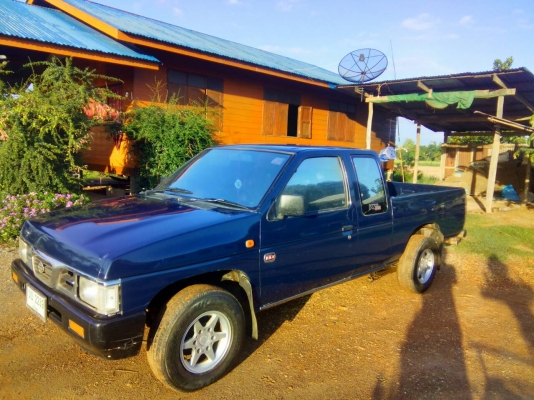 รถนิสสันบิ๊กเอ็ม คิงแค๊ป