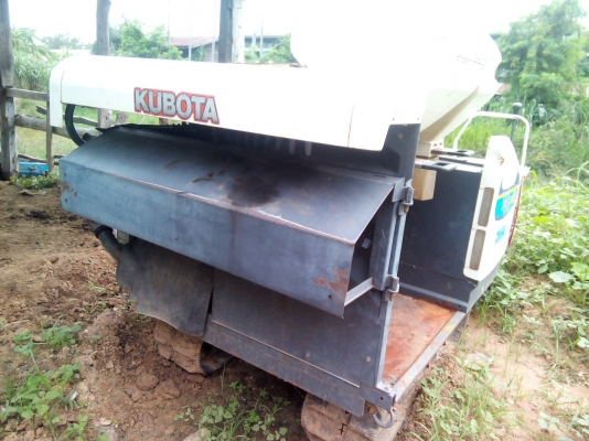 47000บาทลดสุดๆไปครับรถเกี่ยวนวดข้าวนั่งขับ คูโบต้า จอยคอม SR-J3 พร้อมใช้ราคาถูก